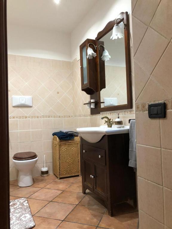 La casa tra gli ulivi di Fonte Nuova 1 Villa Esterno foto