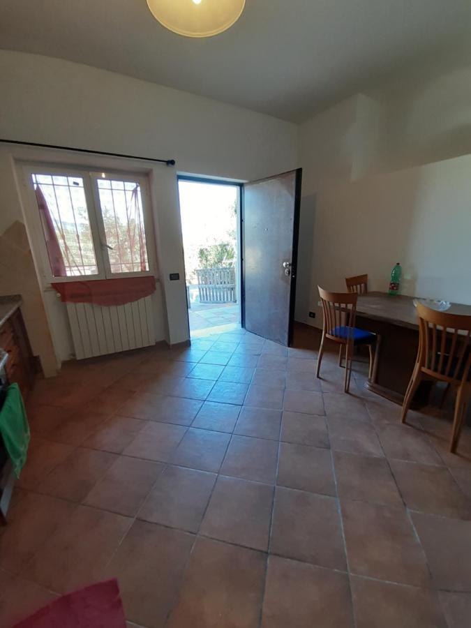 La casa tra gli ulivi di Fonte Nuova 1 Villa Esterno foto